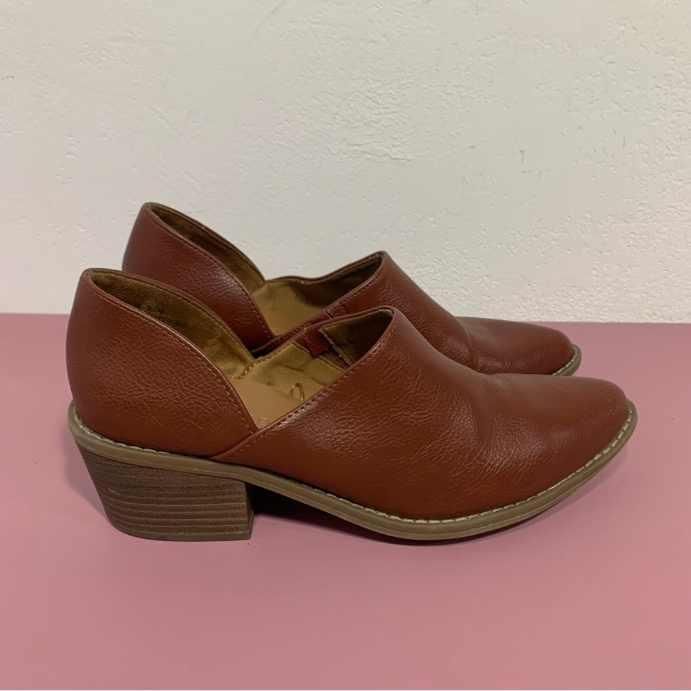 Cynthia Rowley Eddie D’Orsay Lowcut Heeled Bootie Brown Slide On Boot Shoe EUC